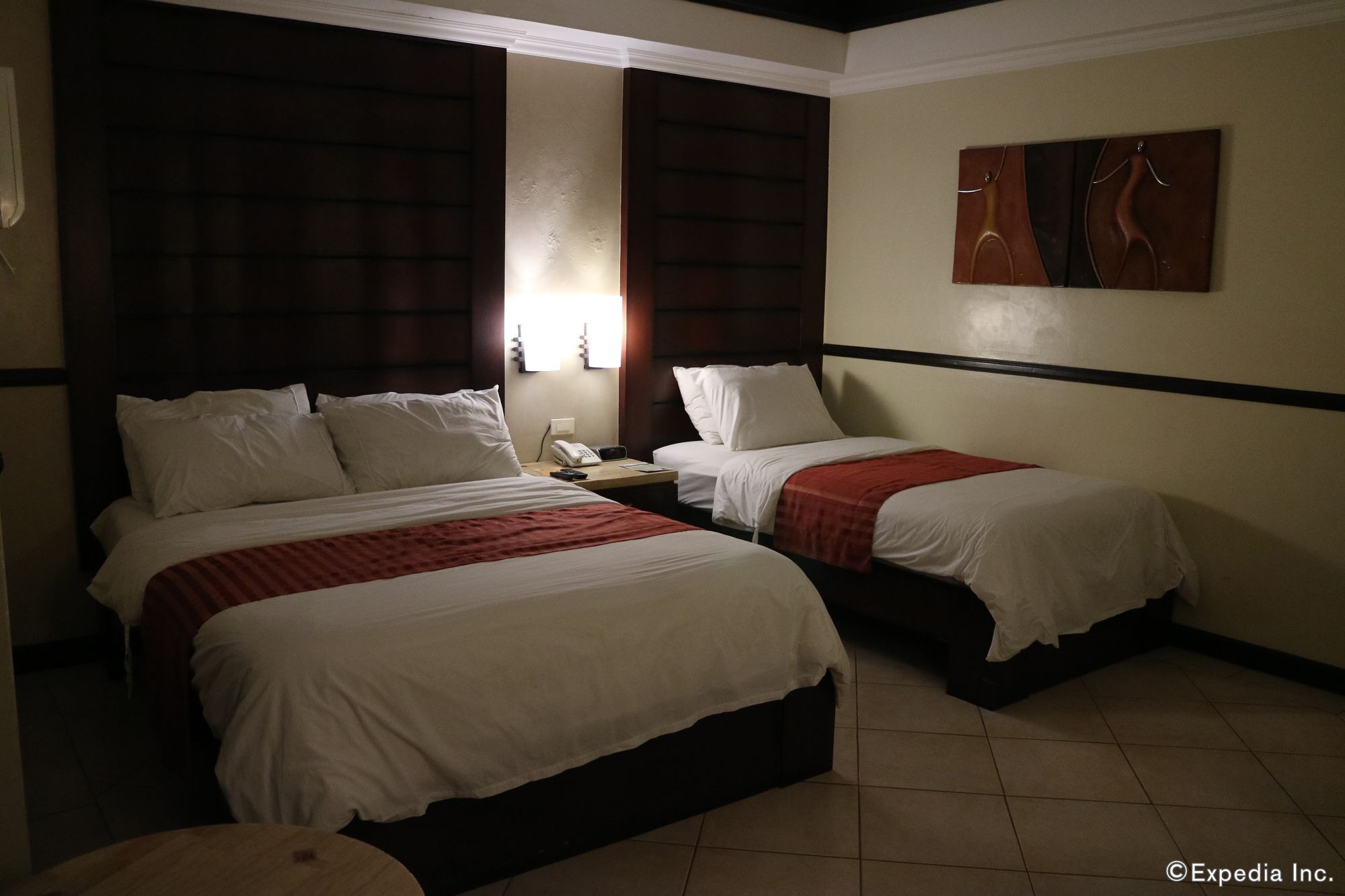 Mo2 Westown Hotel Iloilo Экстерьер фото