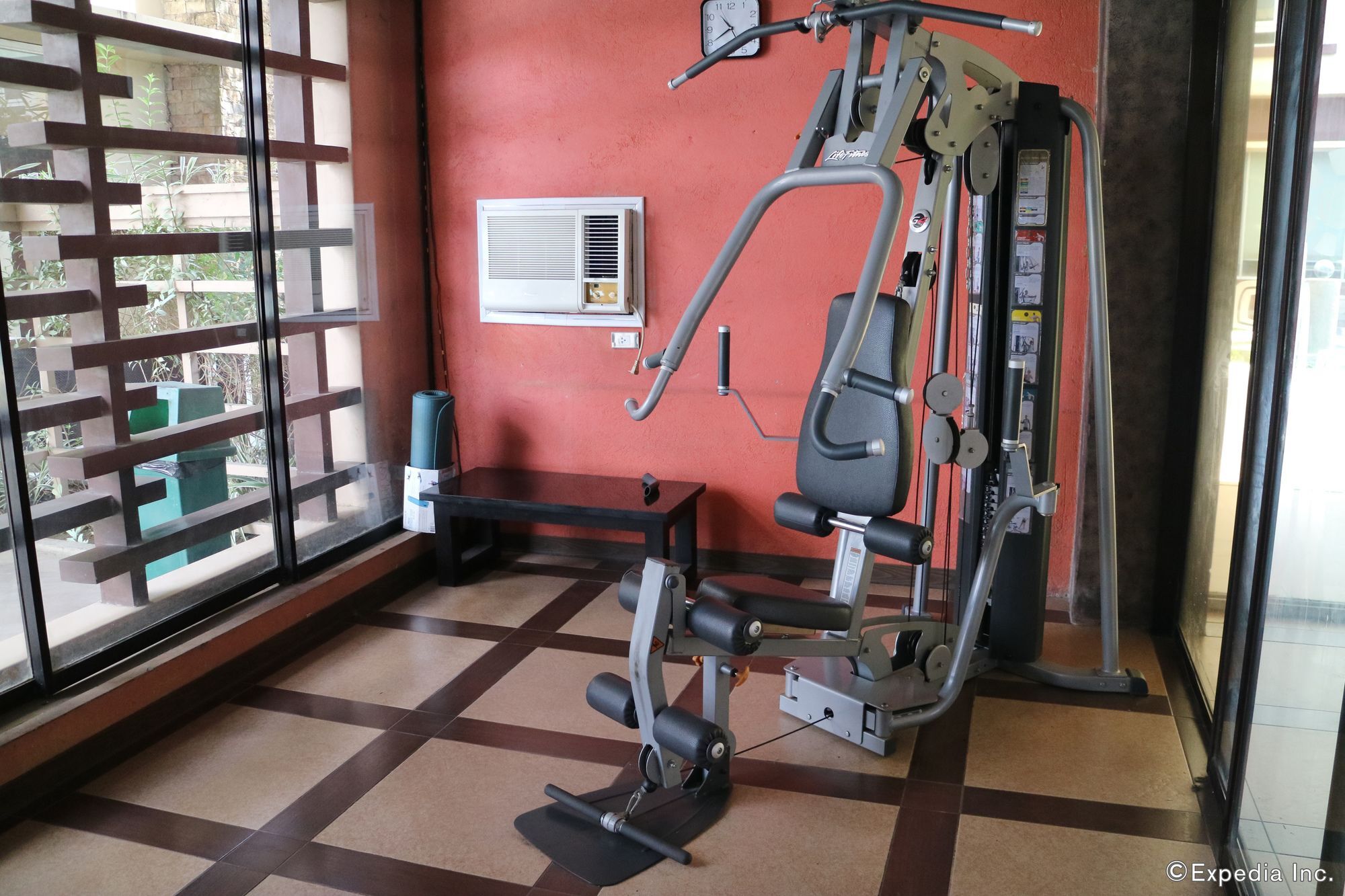 Mo2 Westown Hotel Iloilo Экстерьер фото