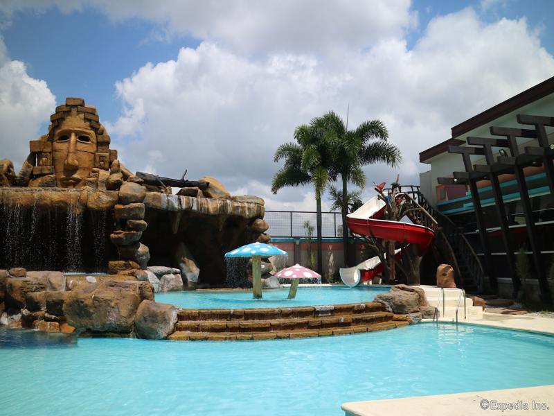 Mo2 Westown Hotel Iloilo Экстерьер фото