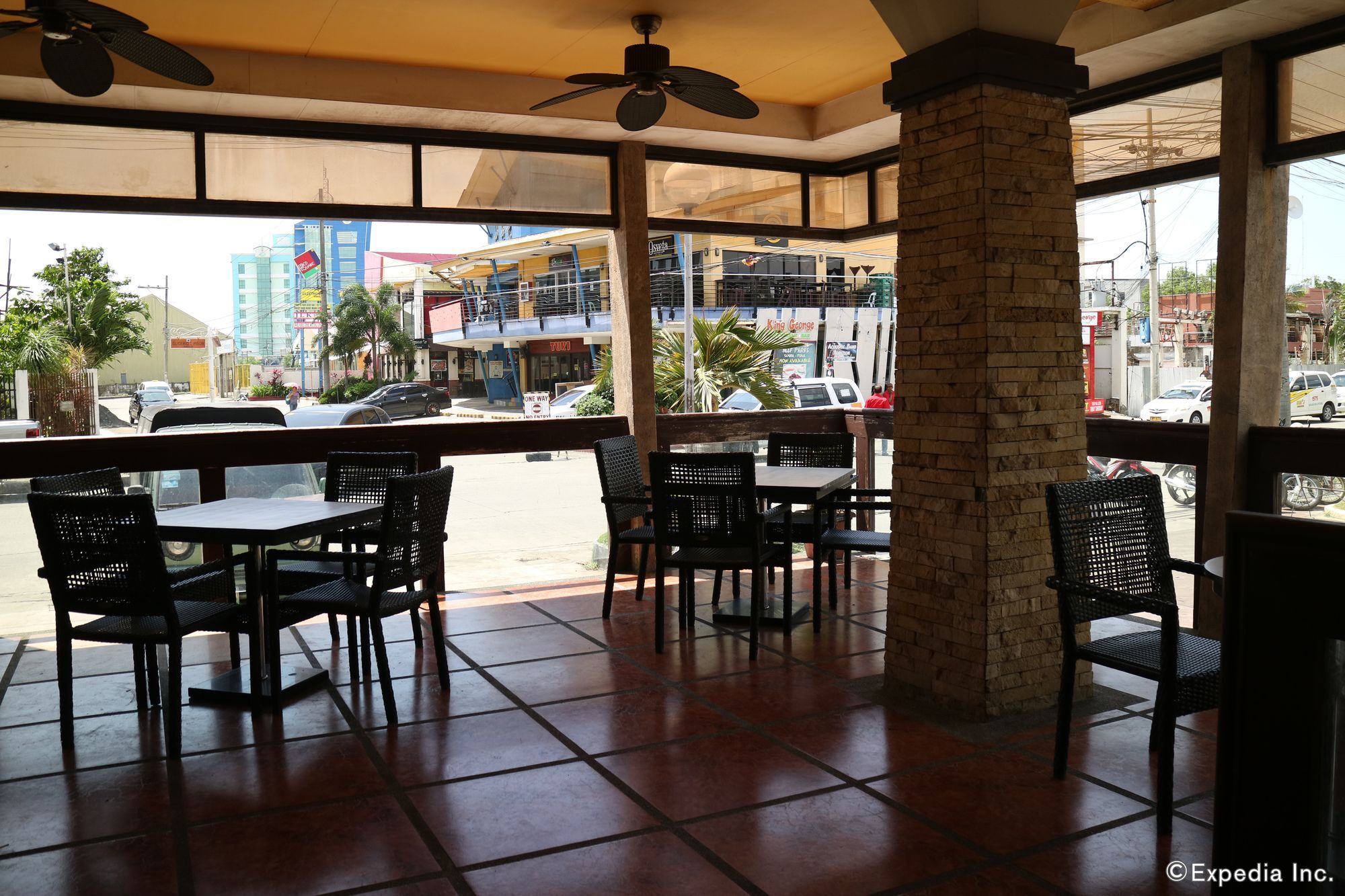 Mo2 Westown Hotel Iloilo Экстерьер фото